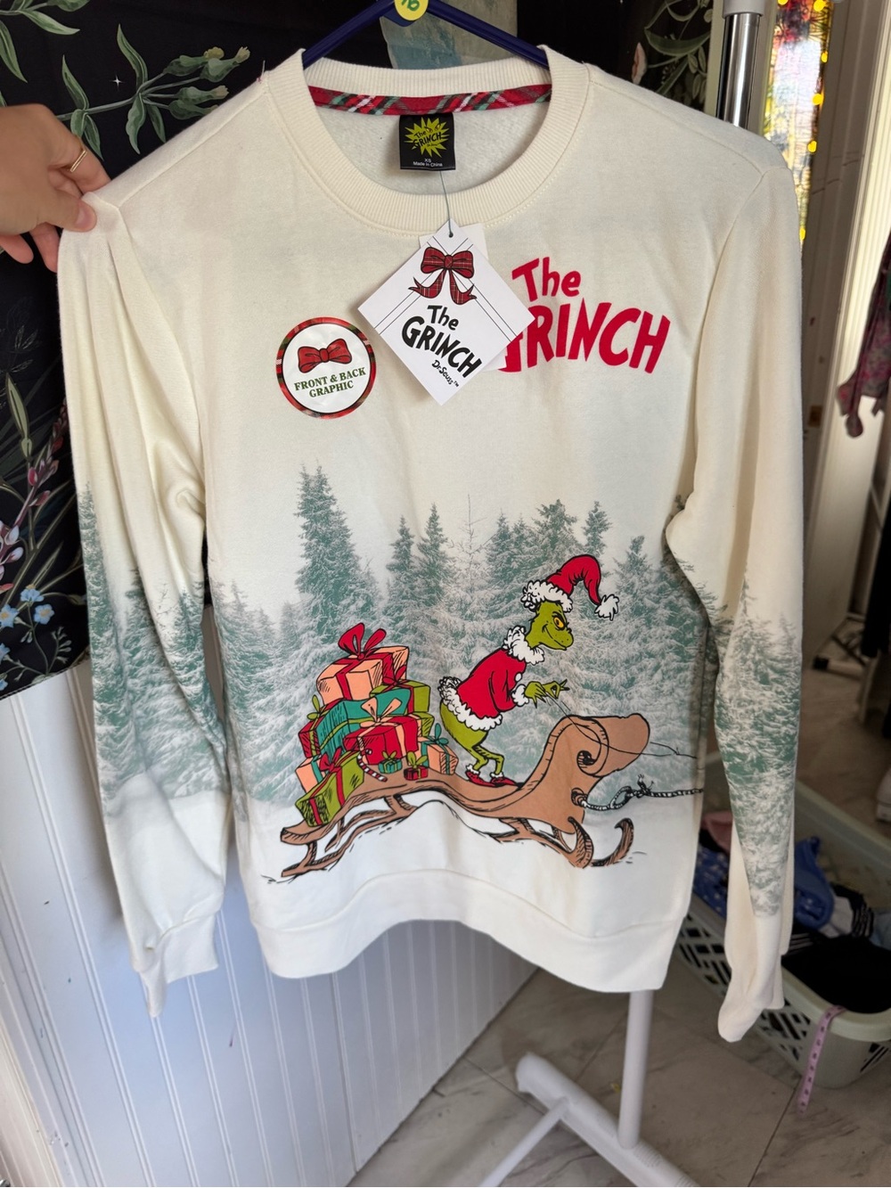 The Grinch Holiday Crewneck Sweatshirt - Cream with Green & Red NWT
